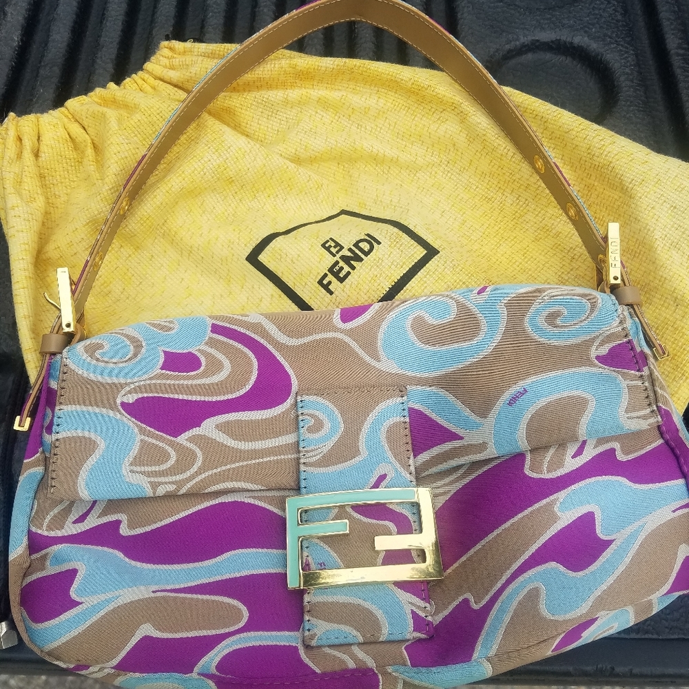 Fendi baguette